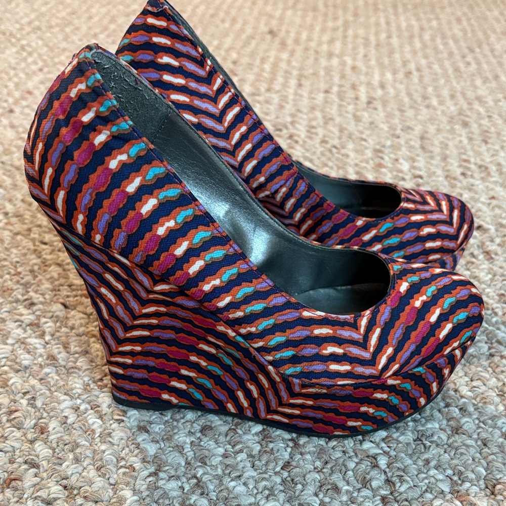 Madden Girl Colorful Patterned Wedge Heels 7